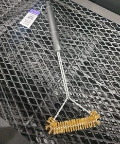 Charcoal Companion Triangular Head Grill Brush With Brass Bristles