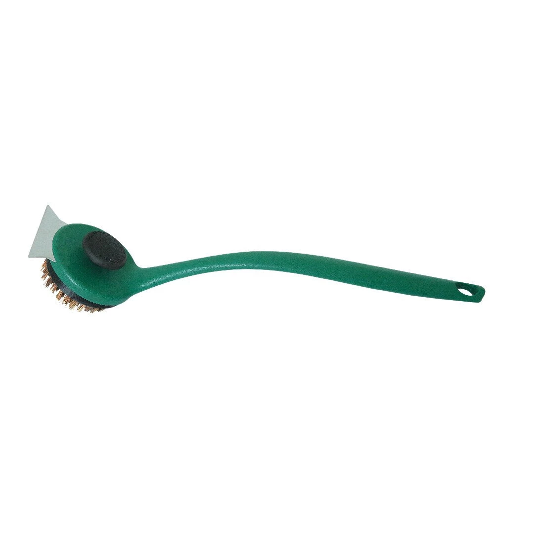 Big Green Egg Long Handled Palmyra Bristle Scrubber 2 Big Green Egg Long Handled Palmyra Bristle Scrubber