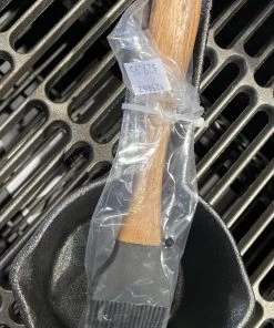 Charcoal Companion Cast Iron Sauce Pot C/w Silicon Basting Brush