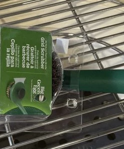 Big Green Egg Long Handled Palmyra Bristle Scrubber