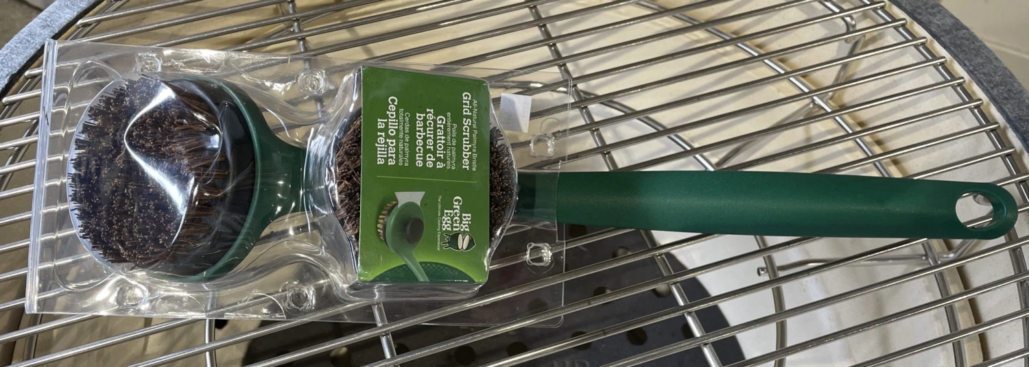 Big Green Egg Long Handled Palmyra Bristle Scrubber 1 Big Green Egg Long Handled Palmyra Bristle Scrubber