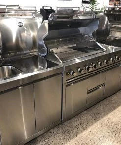 Titan Outdoor Kitchen